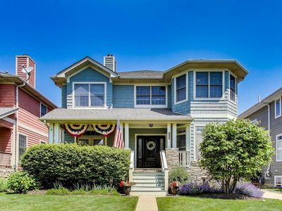 748 E Sunnyside Ave, Libertyville, IL, 60048
