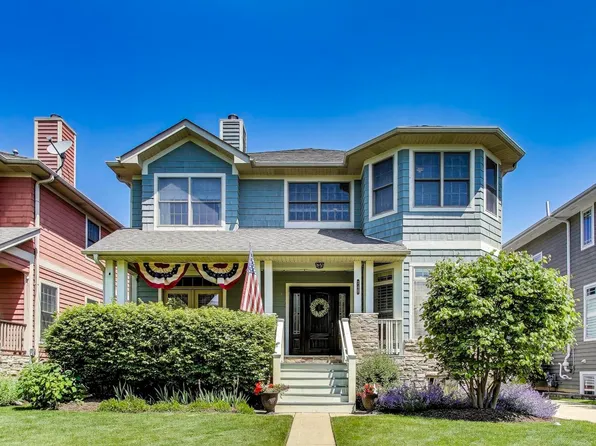 748 E Sunnyside Ave, Libertyville, IL 60048