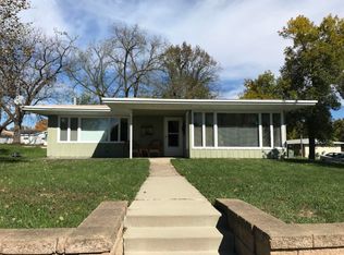 201 W Jefferson St, Spring Valley, MN 55975