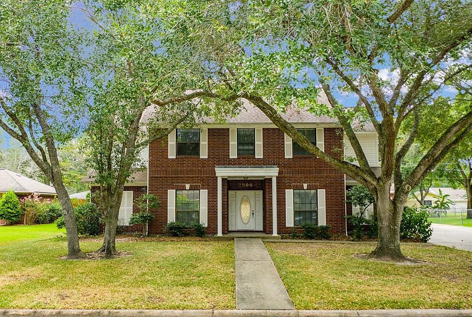 1st image of 2906 Hutchins Ln