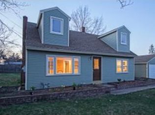 26 Belknap Rd, Hudson, NH 03051