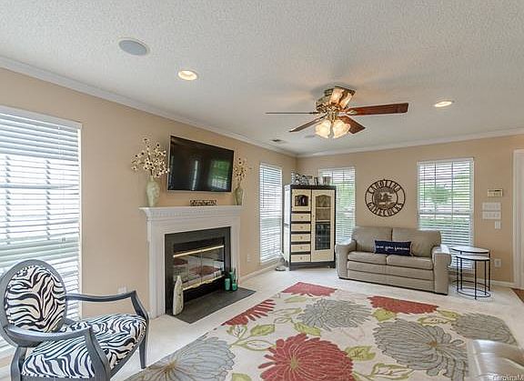 5th image of 12429 Poplar Forest Dr