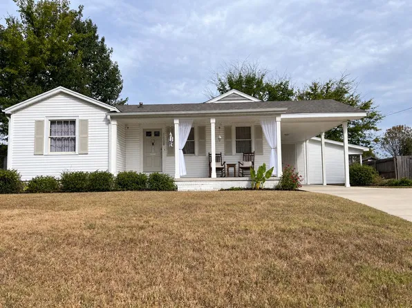 1608 Trice St, Tupelo, MS 38804