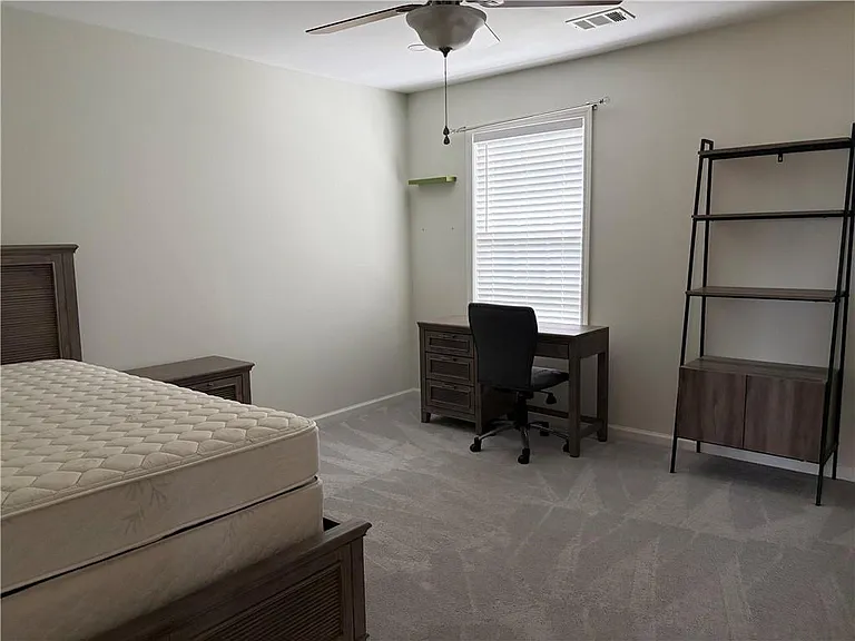 12835 Morningpark Cir — Photo 24