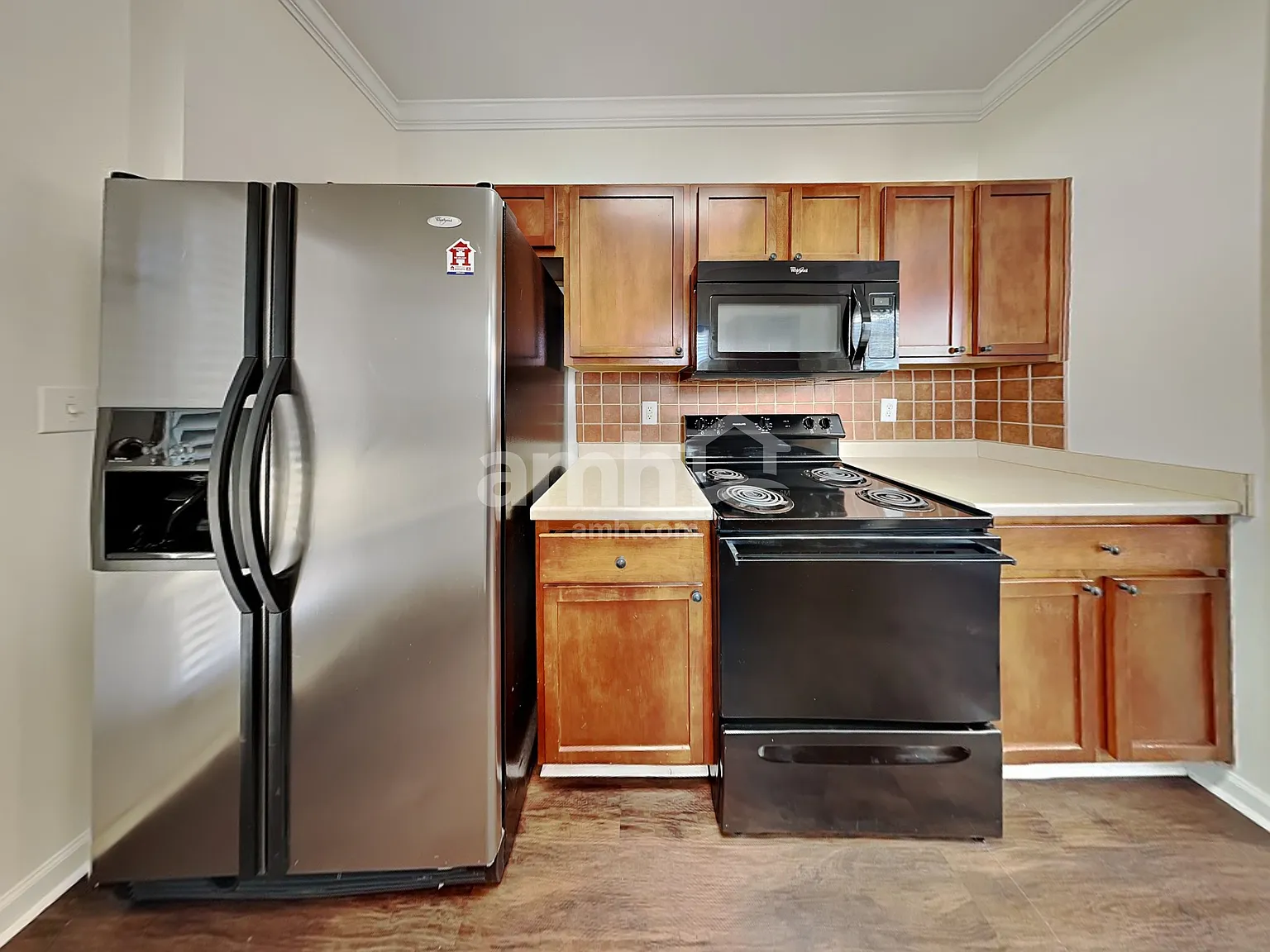 3 bed, 2.5 bath, 1335 sqft, $1,725 — Photo 3