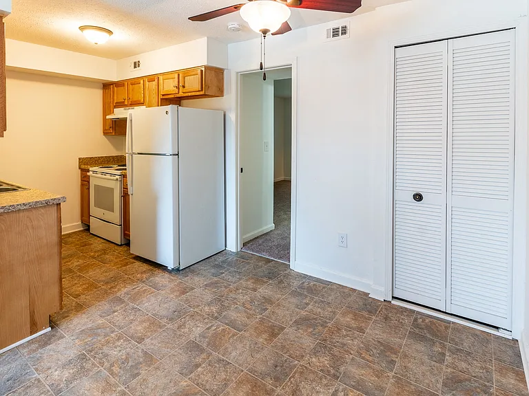 Tymberwood Trace Apartments — Photo 15