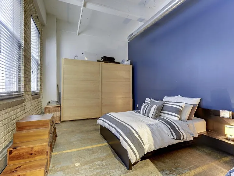 700 Washington Ave N #208 — Photo 5