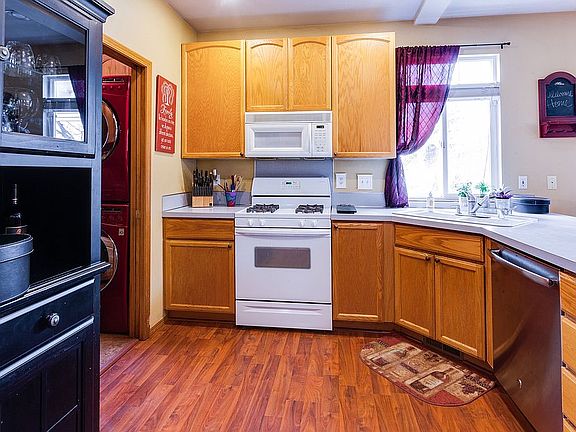 3rd image of 2217 SE 174th Pl