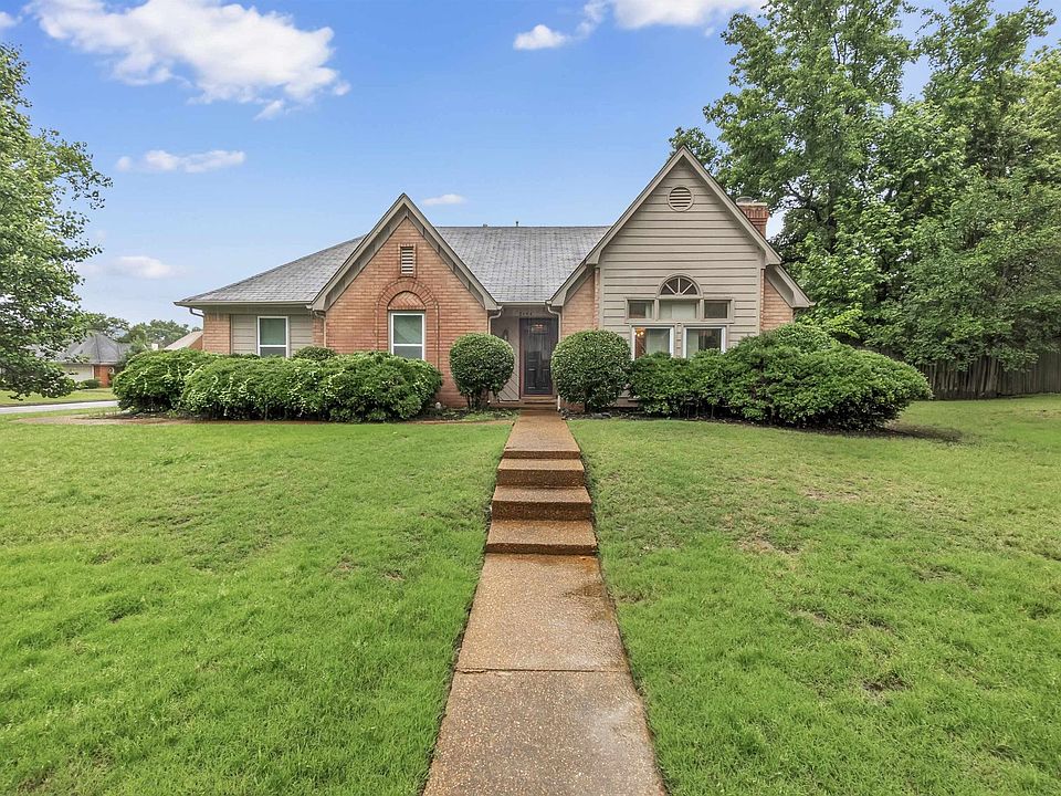 1st image of 8444 Kings Trail Dr