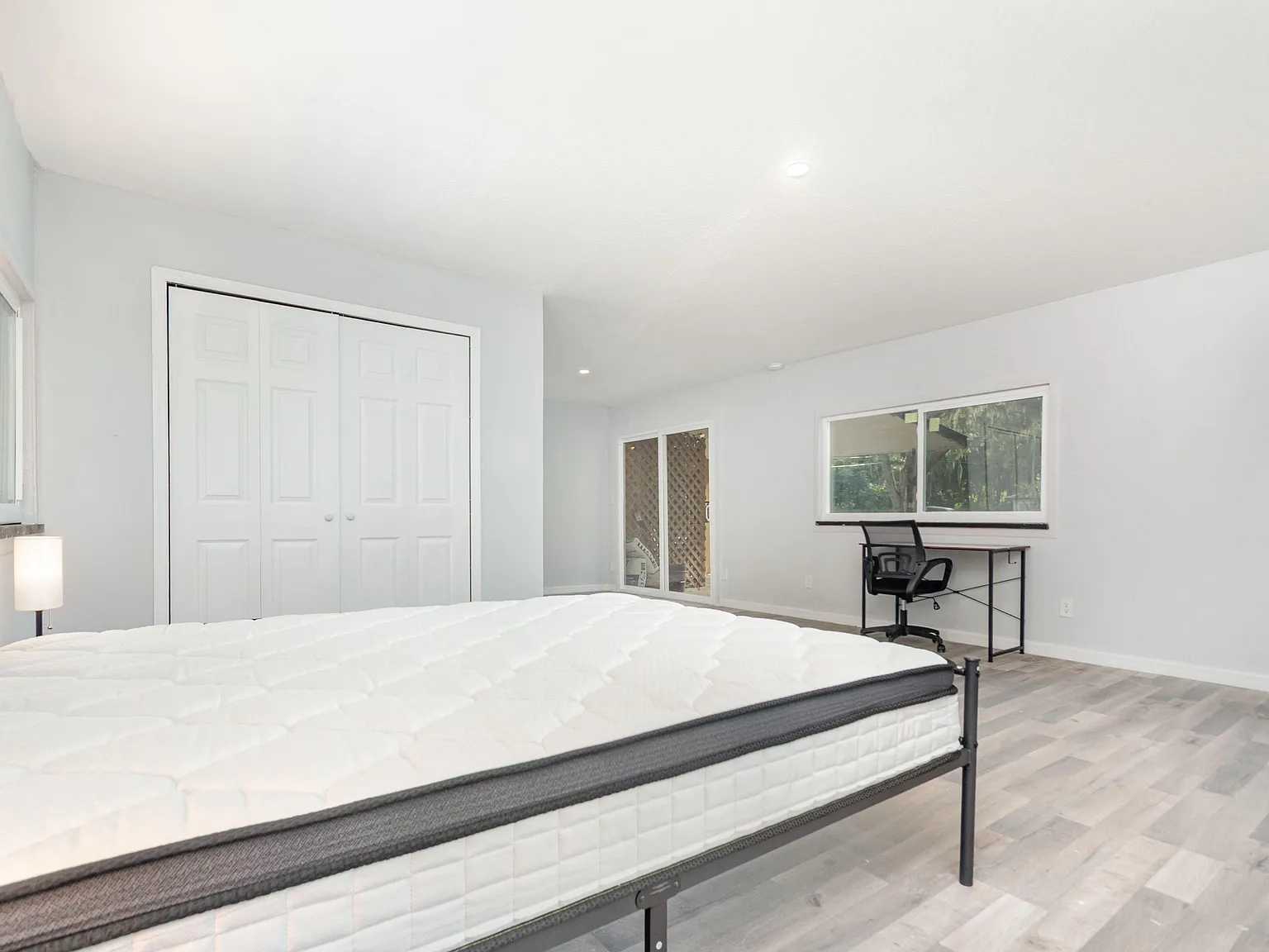 4 bed, 3.0 bath, 2250 sqft, $1,135 — Photo 3