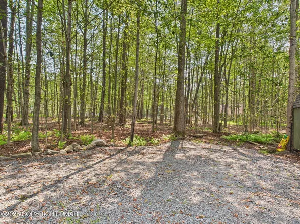Choctaw Dr #1, Pocono Lake, PA 18347
