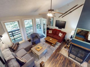 35 Mount Crst, Snowshoe, WV 26209