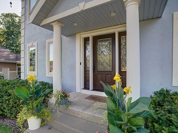 2nd image of 3060 Portarligton Ln