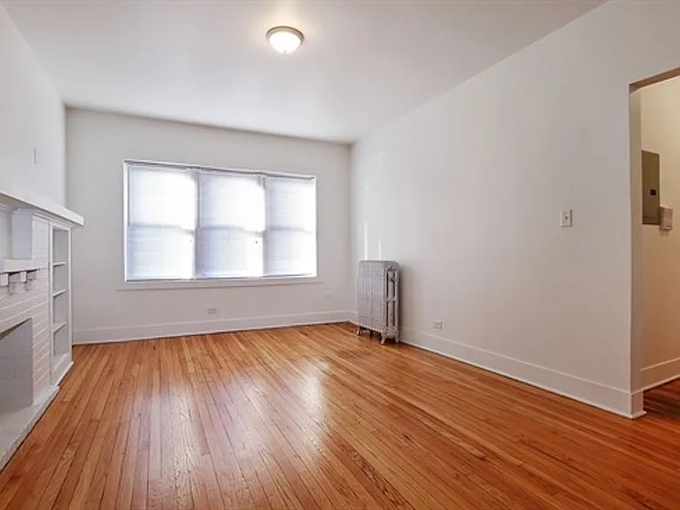 7057 S Princeton — Photo 13