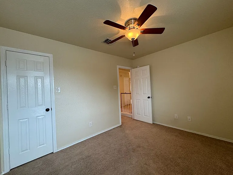 4700 Causeway Ct — Photo 17