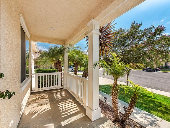 5th image of 1016 King Palm Dr