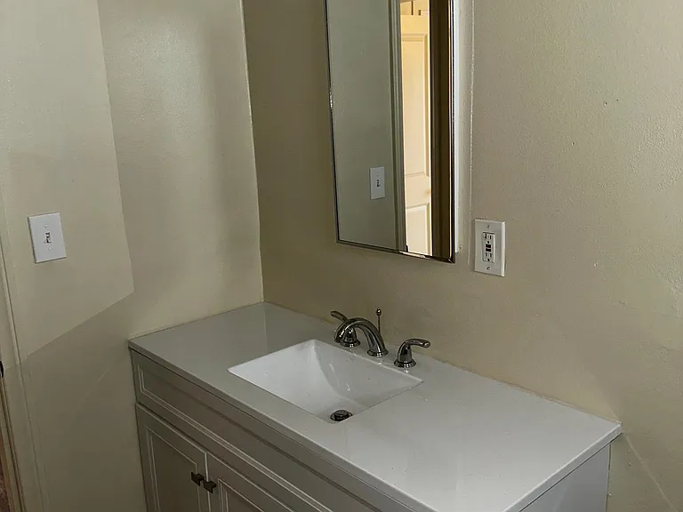7945 Willis Ave #5 — Photo 14