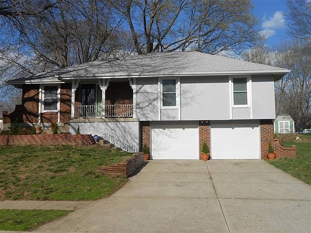 1st image of 1015 Essex St