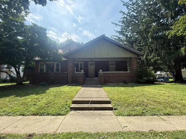 1105 S Walnut St, Springfield, IL 62704