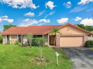 6633 NW 48th St, Coral Springs, FL 33067