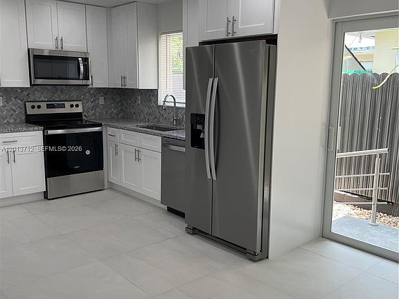 5th image of 6820 SW 13th Ter