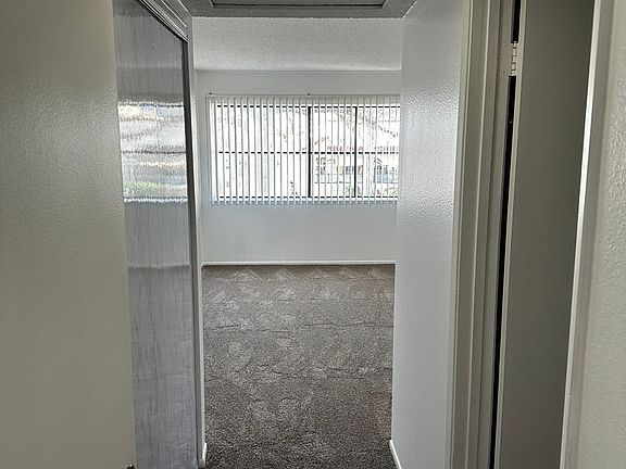 5th image of 31 Mission Plaza Dr