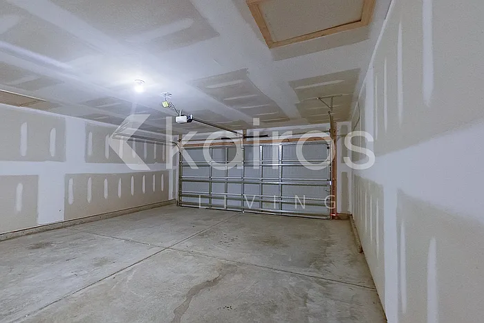 1190 Amberlight Cir — Photo 16