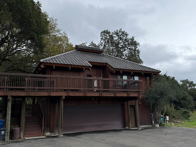 2210 3rd Ave — Photo 1