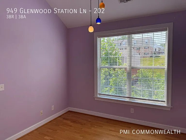 949 Glenwood Station Ln #202 — Photo 13