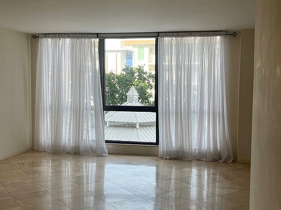 5th image of 707 S Gulfstream Ave Unit 406