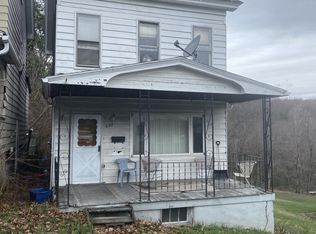 621 N 10th Ave, Altoona, PA 16601