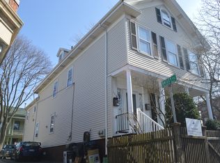 120 Magazine St #1, Cambridge, MA 02139