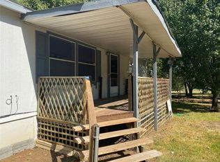 611 Moseley St, Lake Dallas, TX 75065