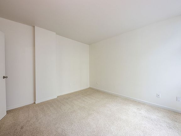 5th image of 829 Folsom St #306