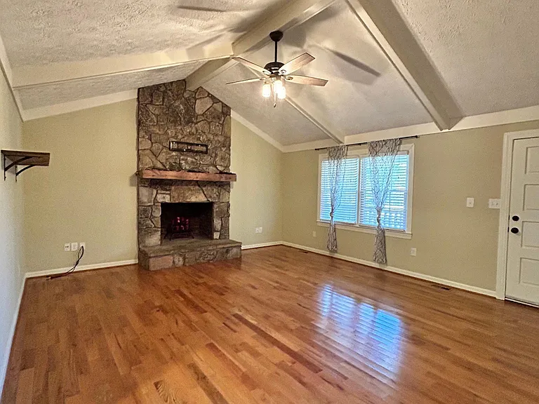 4107 Flat Creek Rd — Photo 17