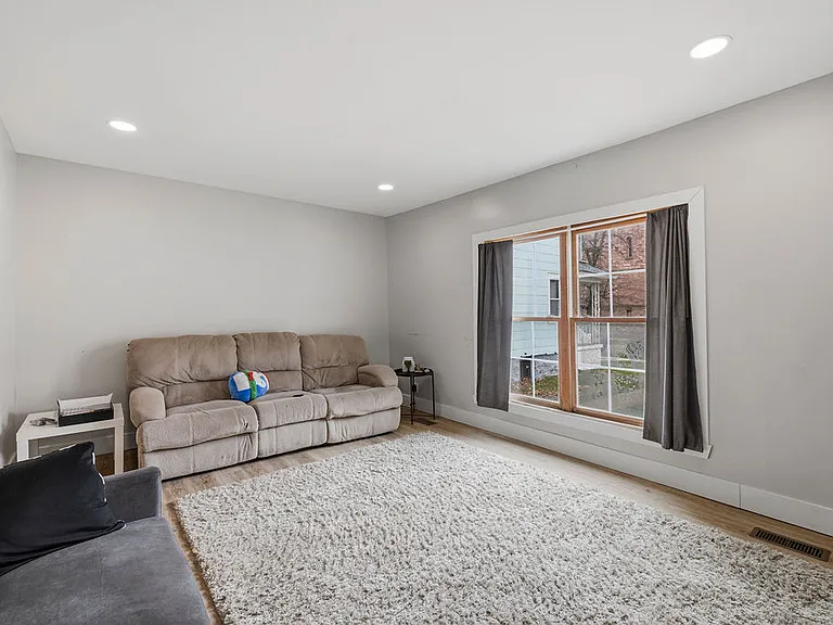 647 Prospect Ave #1 — Photo 9