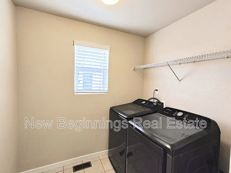2562 Ellingwood Dr — Photo 30