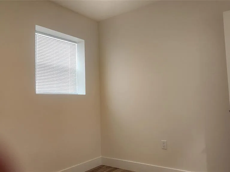 2117 5th St #FRONT HOUSE — Photo 26