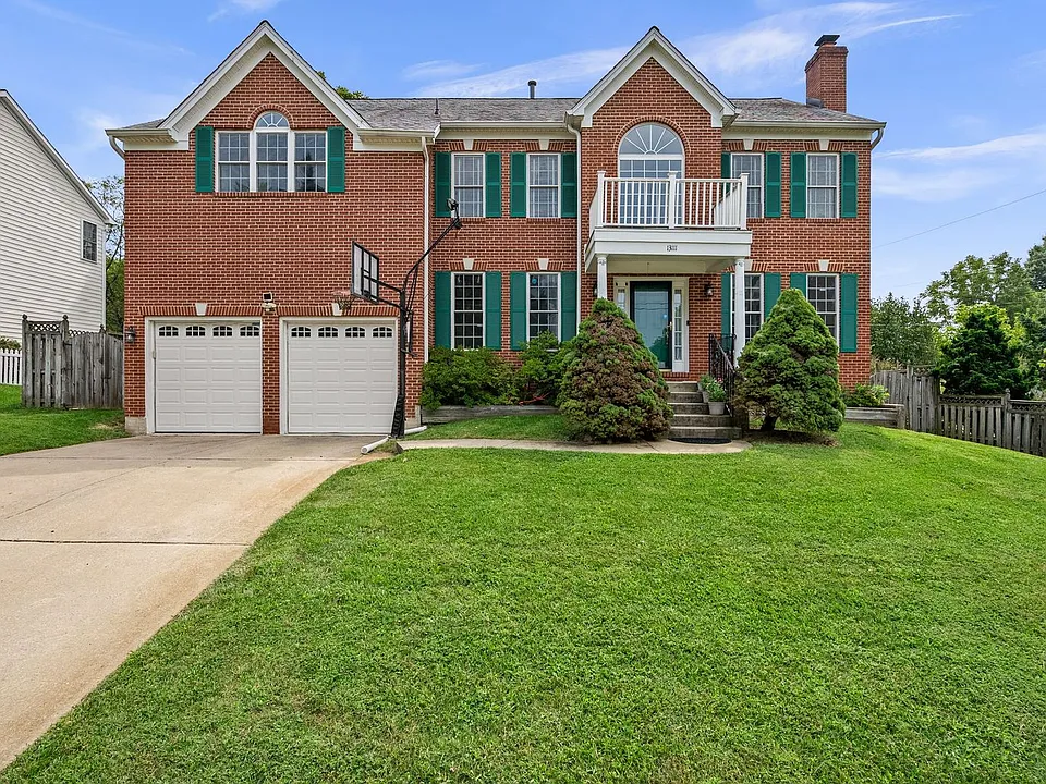 13111 Venetian Rd
