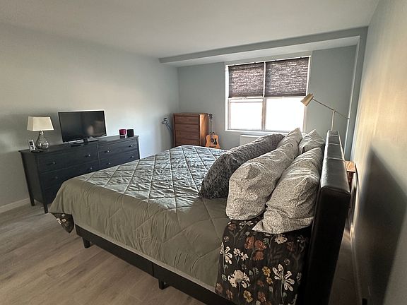3rd image of 301 Beech St APT 9D