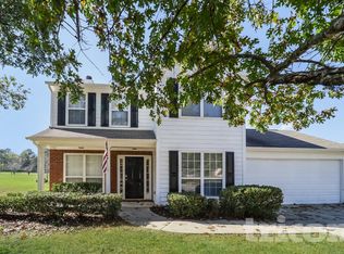 915 Riley Farm Ln, Douglasville, GA 30134