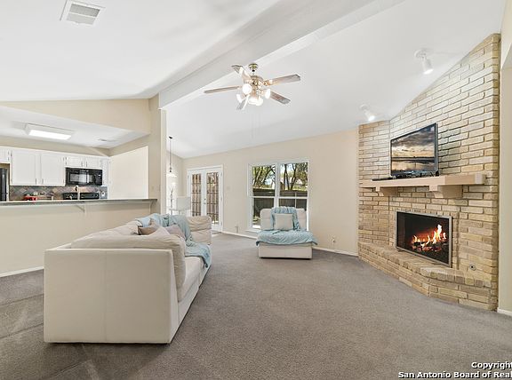 5th image of 14139 Anabella St