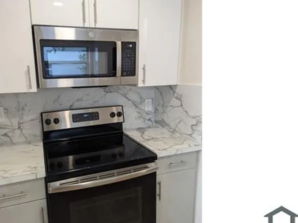 3081 NW 44th St, Miami, FL 33142