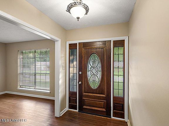 5th image of 72 Fern Valley Rd