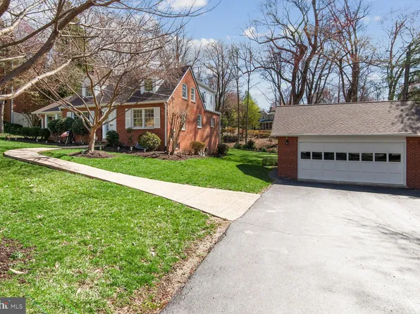 3019 Castle Rd, Falls Church, VA 22044