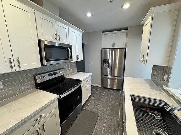 2nd image of 12439 NE Totem Lake Way APT 202