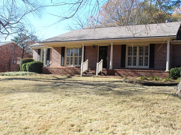 5921 Canterbury Dr, Columbus, GA 31909