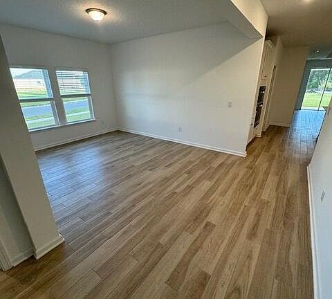 4th image of 890 SILVER LANDING Way #323