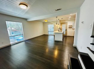 Chateau Victor, Dallas, TX 75214