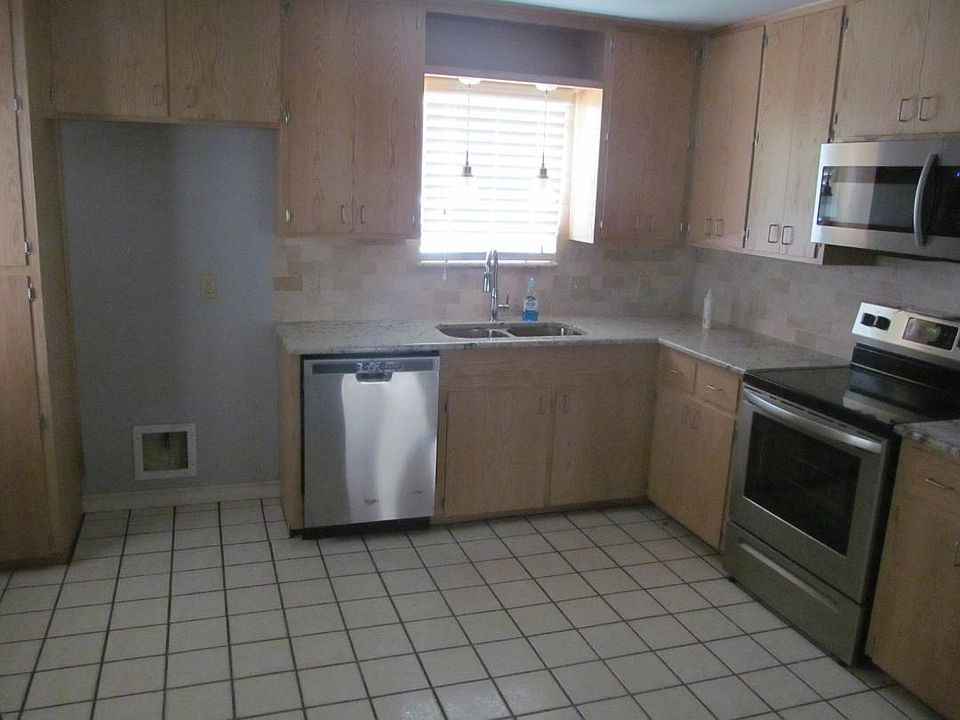 1st image of 3005 Latour Pl